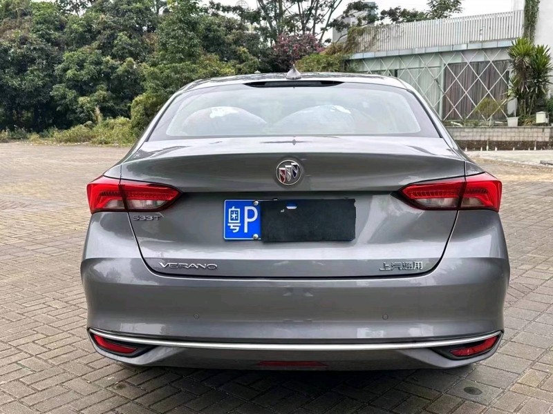 珠海21年别克威朗5