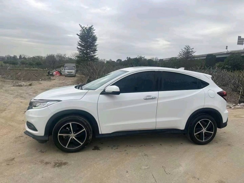 珠海22年本田缤智6