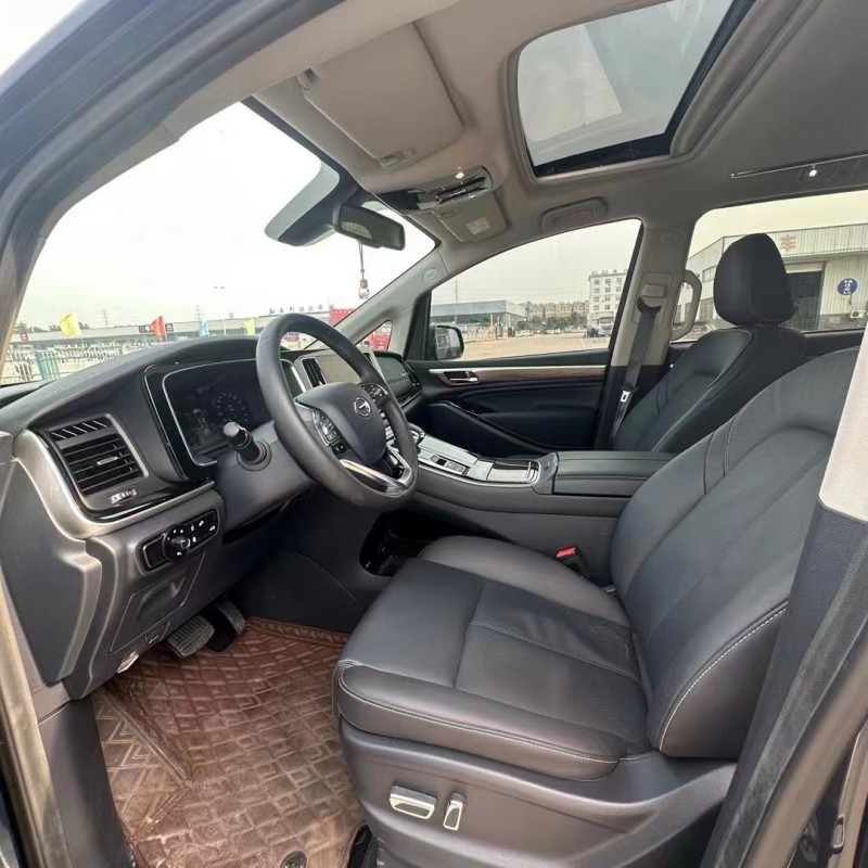 菏泽20年传祺M84