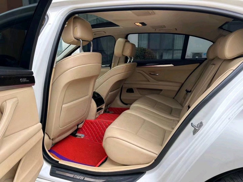 济宁14年宝马5系8