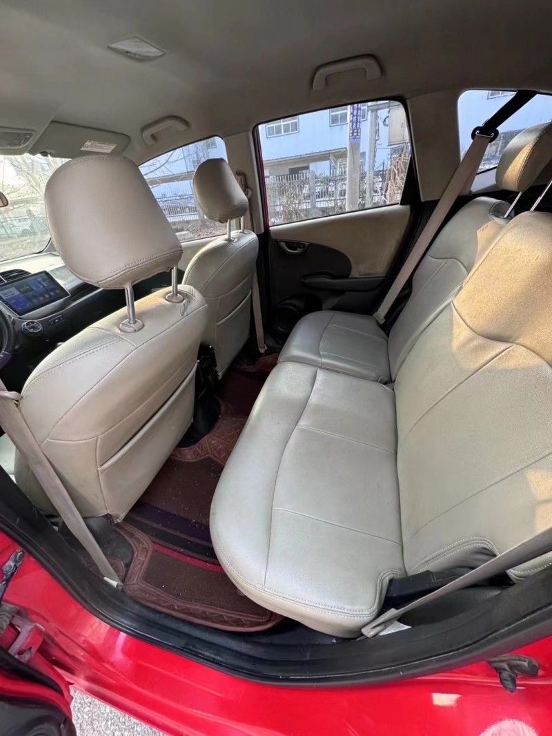 菏泽13年本田飞度5