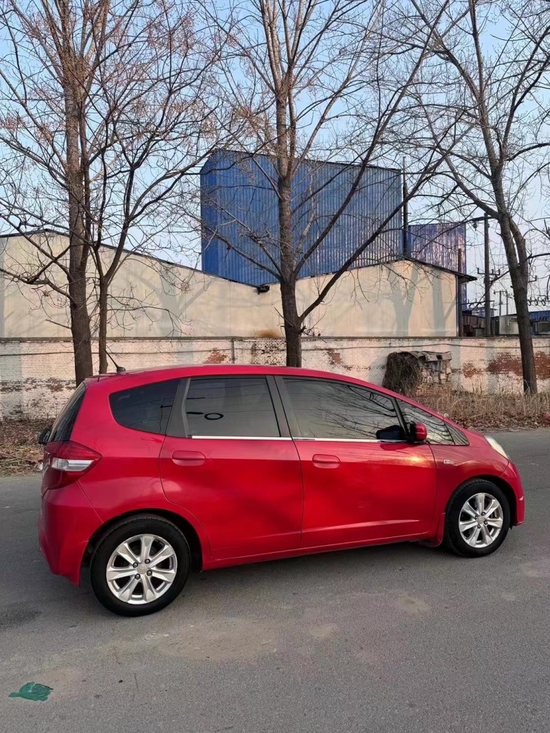 菏泽13年本田飞度8