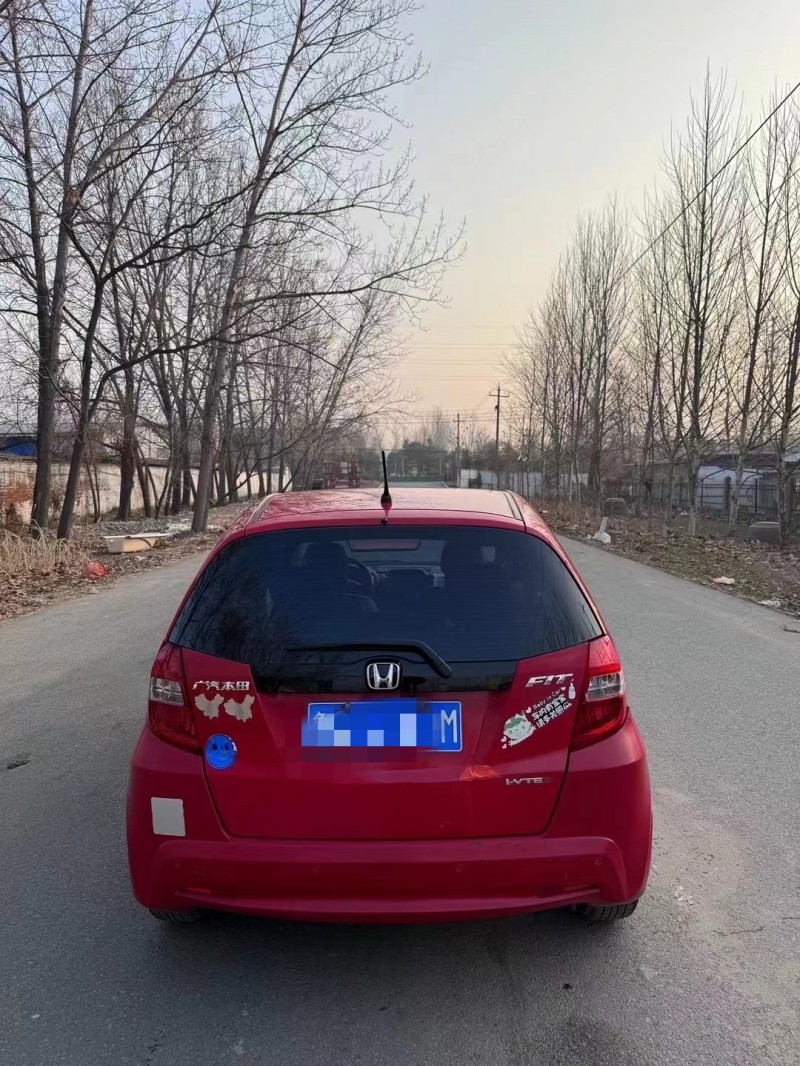 菏泽13年本田飞度9