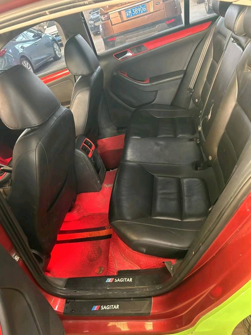 济宁15年大众速腾7