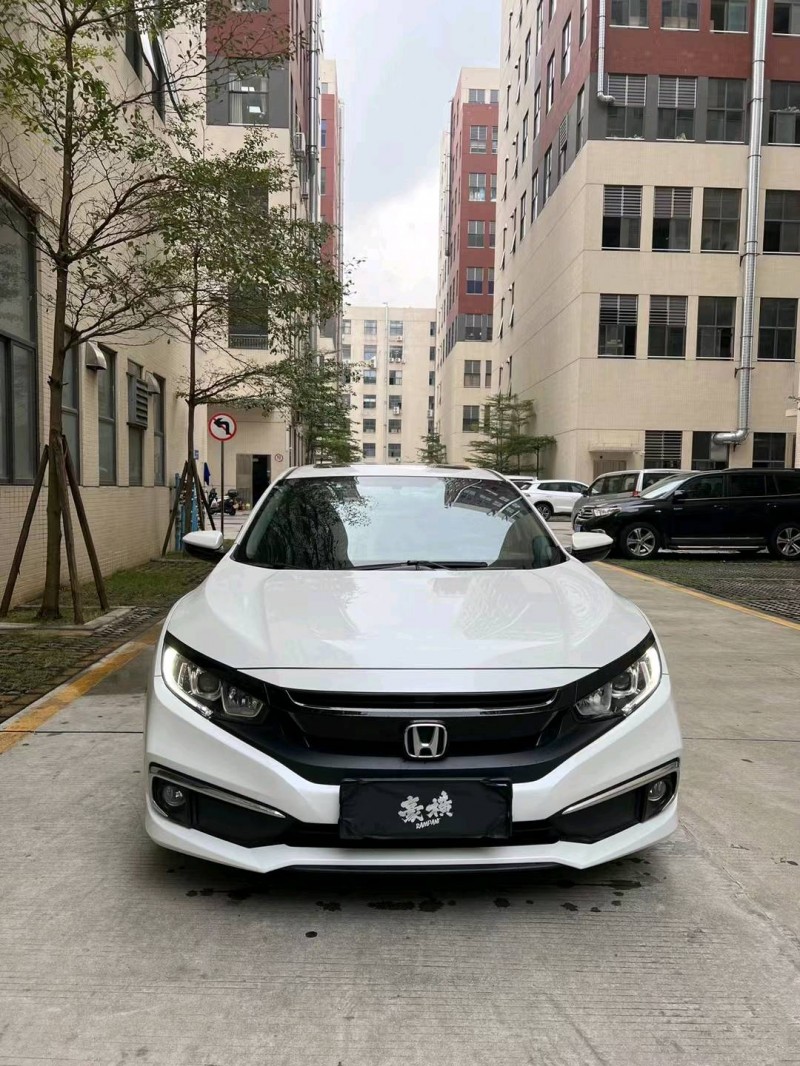 佛山19年本田思域1