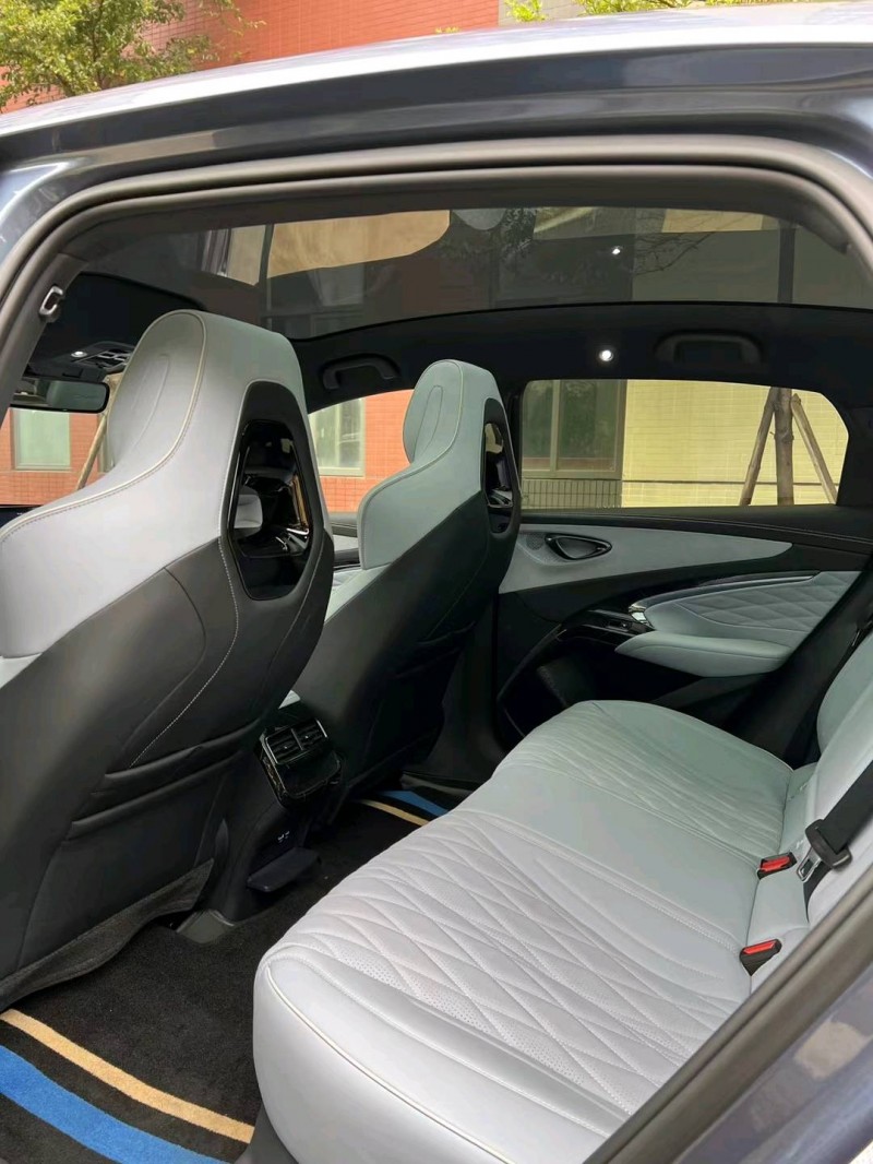 佛山23年比亚迪海豹9