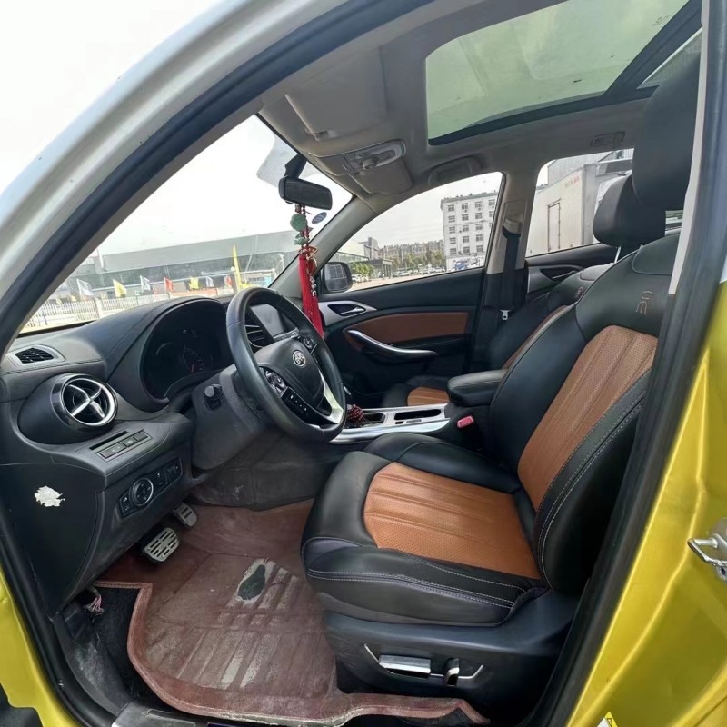 菏泽16年比亚迪宋4