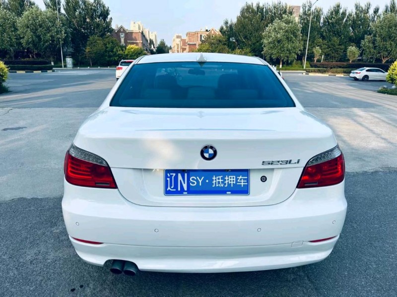 沈阳10年宝马5系6