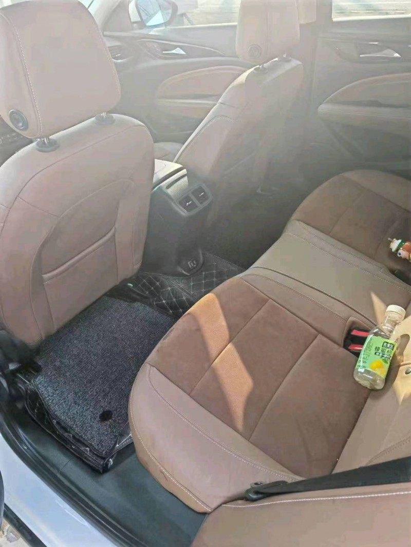 常州20年别克君威8