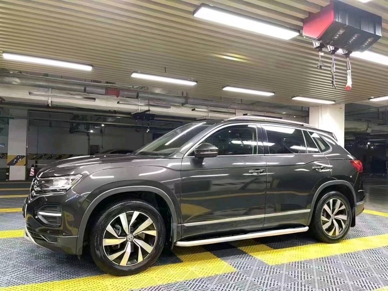 成都20年大众探岳3