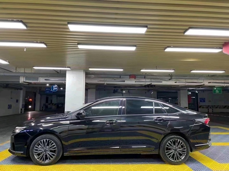 成都22年东风奕炫3