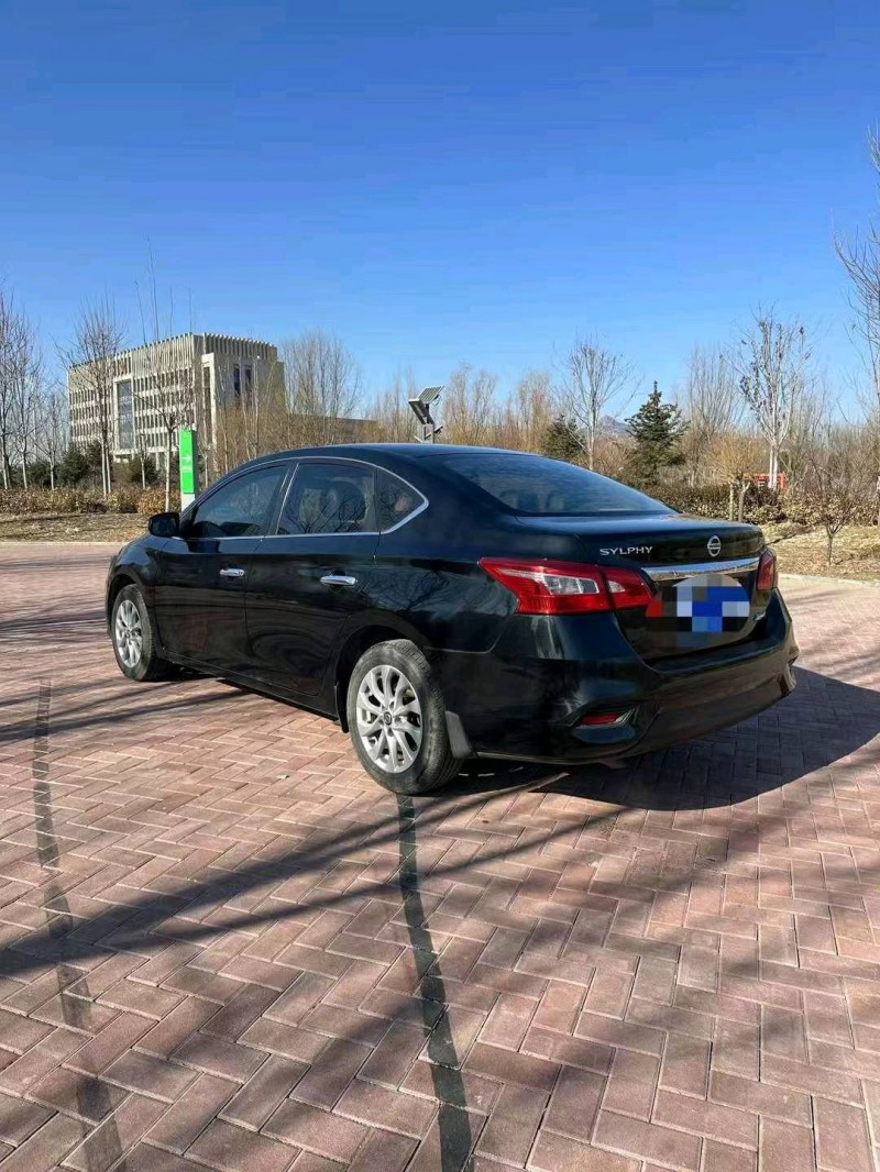 邯郸16年日产轩逸7