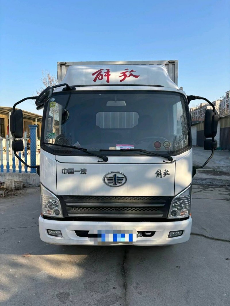 淄博22年解放箱货J61