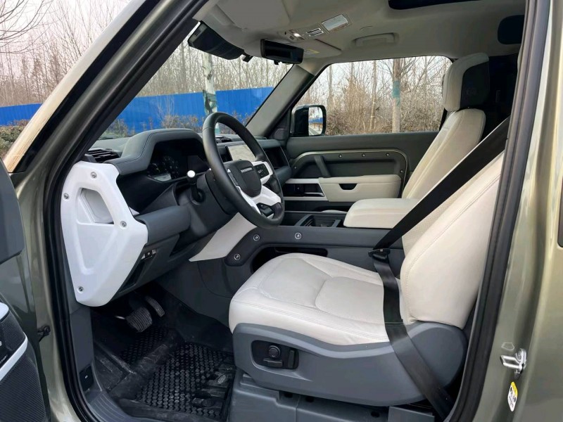 徐州23年路虎卫士6