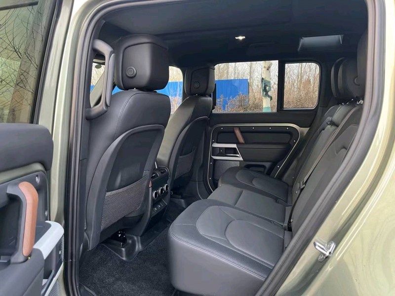 徐州23年路虎卫士4