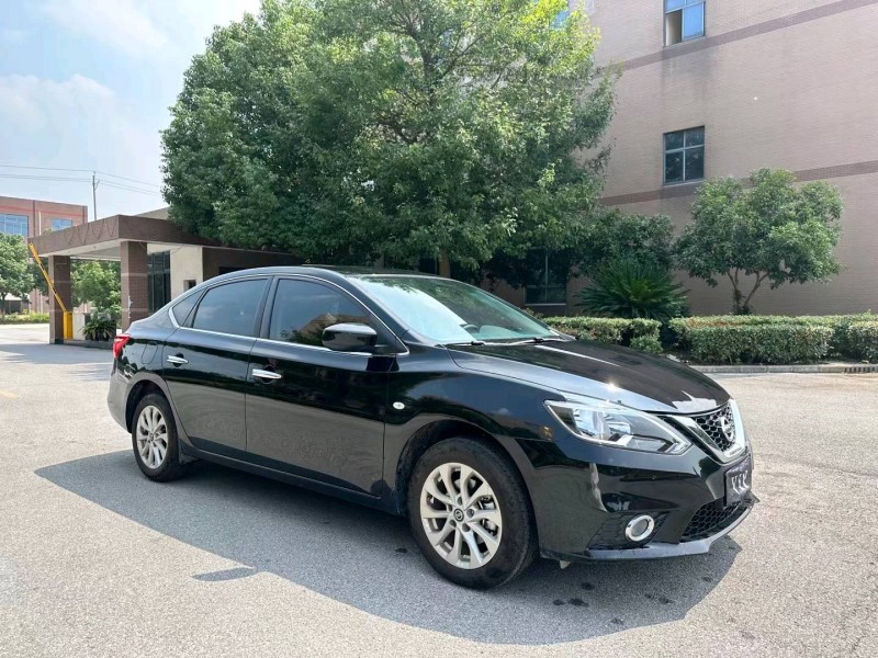 襄阳22年日产轩逸2