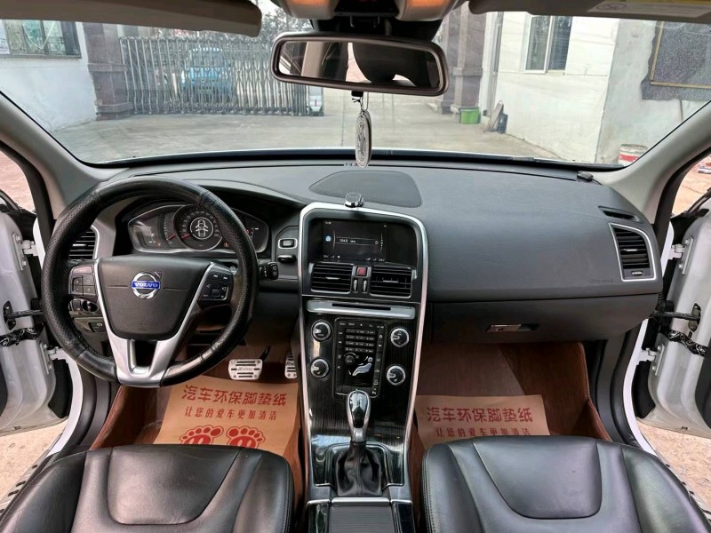 徐州16年沃尔沃XC605