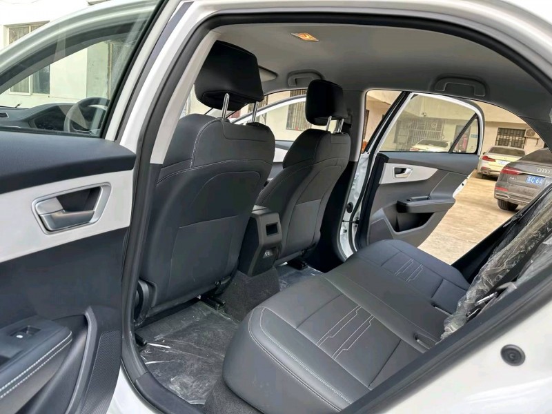 徐州23年比亚迪秦8