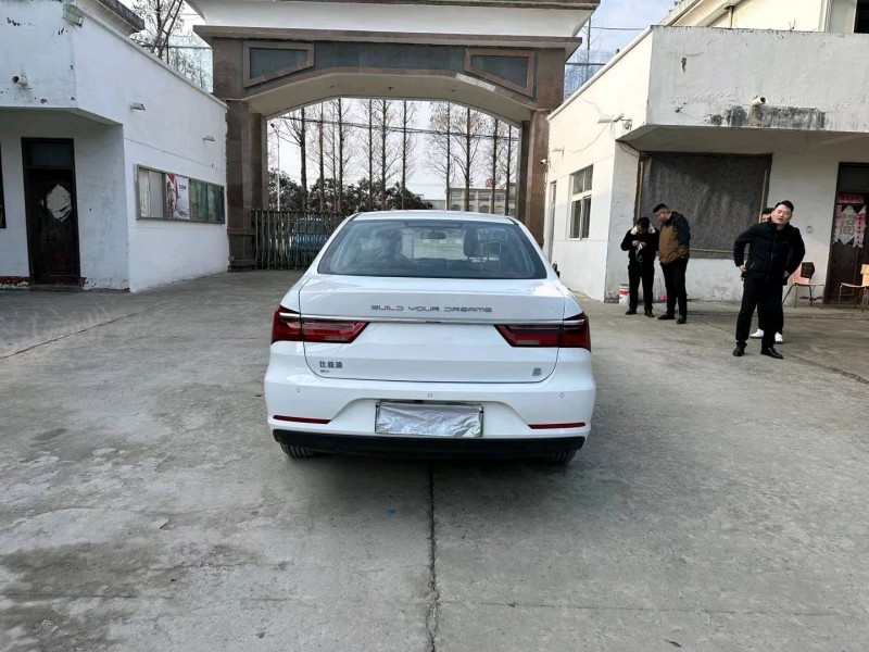 徐州23年比亚迪秦9