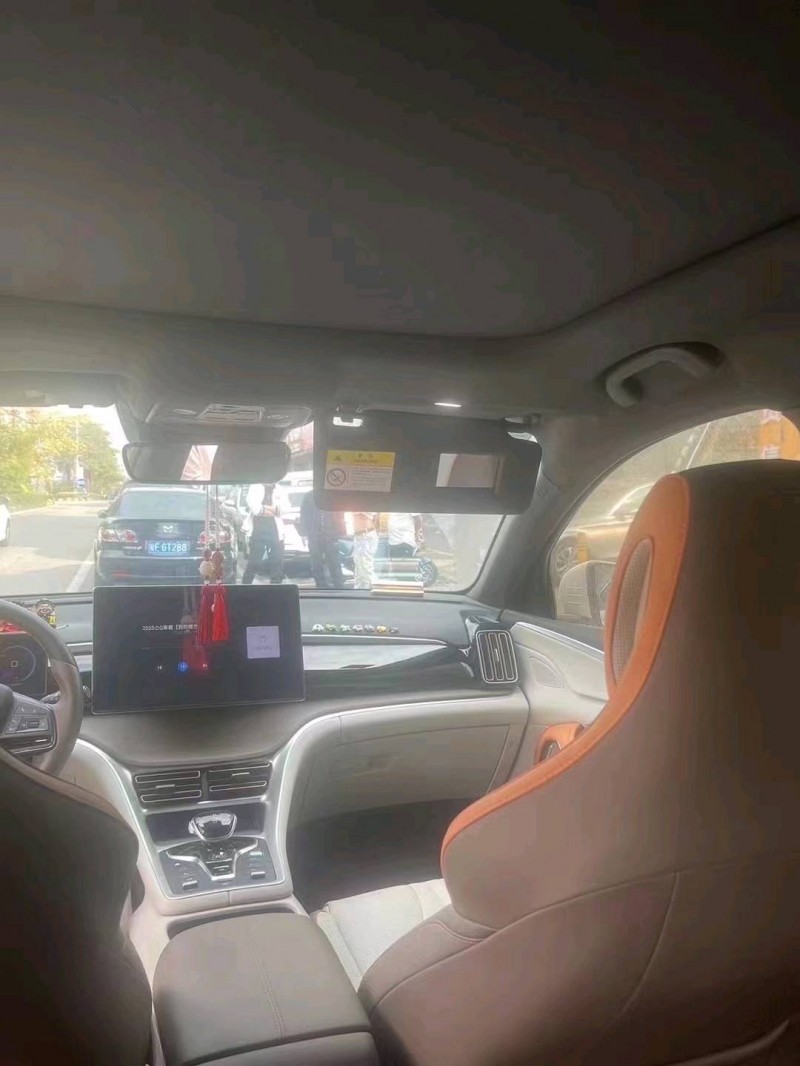 珠海22年比亚迪宋8