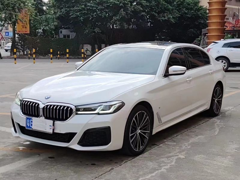 深圳21年宝马5系8