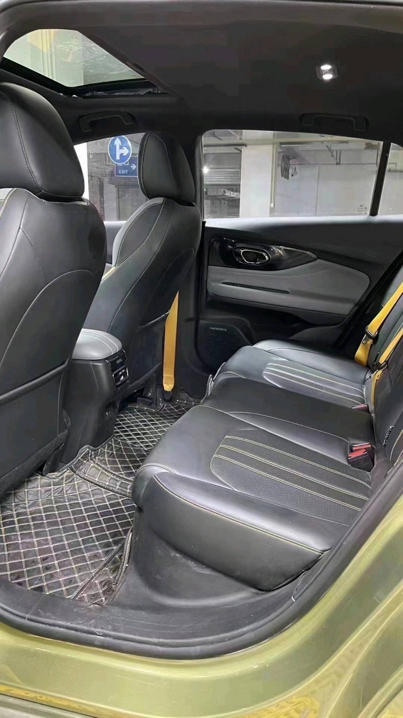 成都22年传祺影豹7