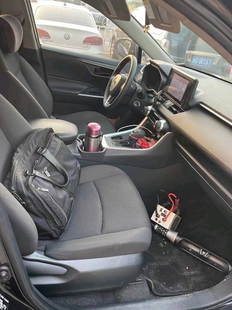 嘉兴22年丰田RAV4荣放6