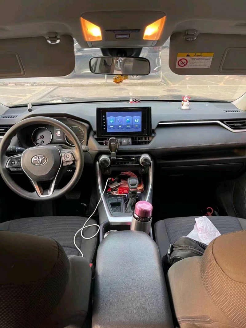 嘉兴22年丰田RAV4荣放8