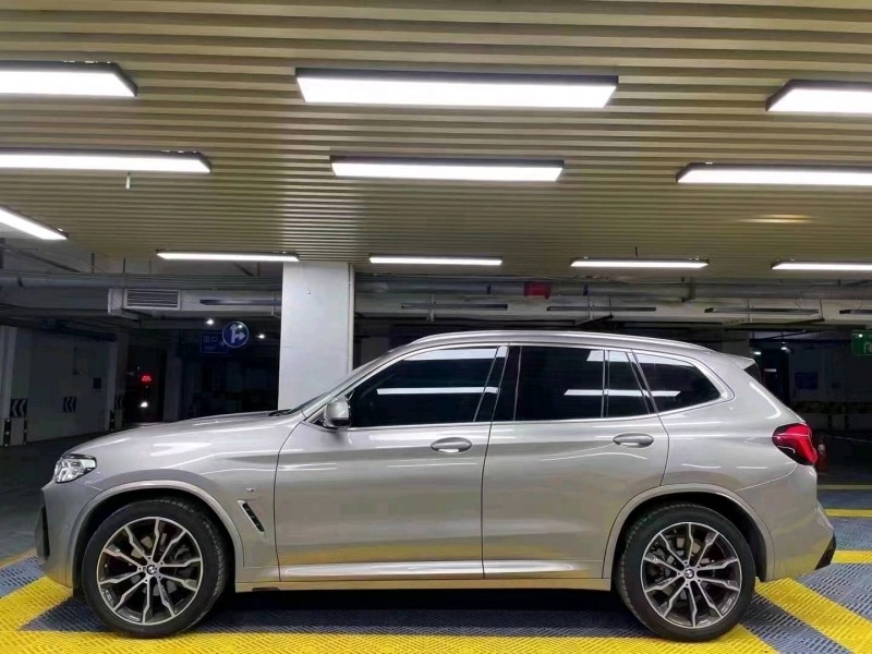 成都22年宝马X33