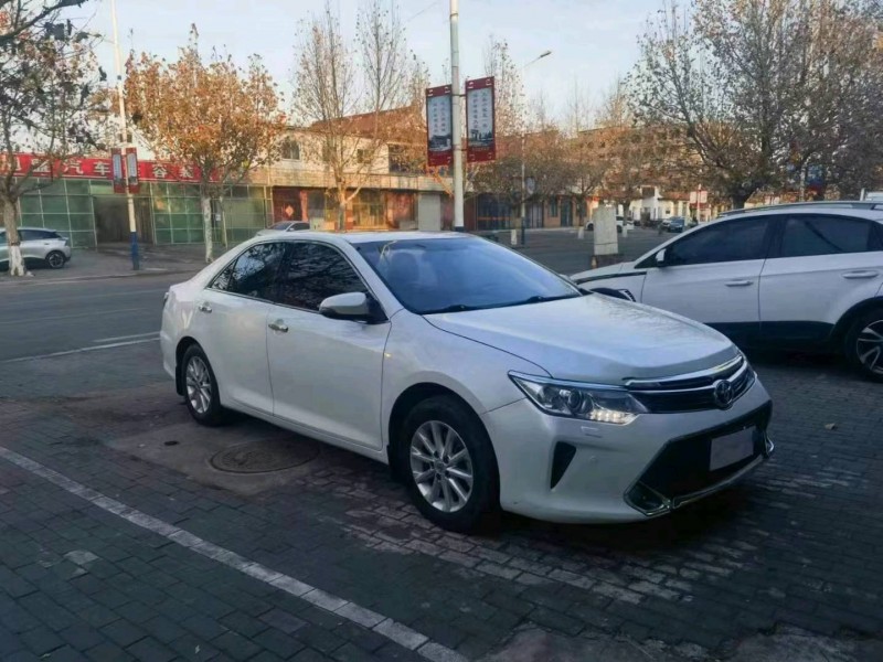 邯郸16年丰田凯美瑞2