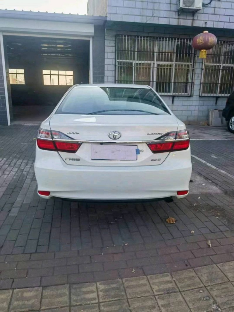 邯郸16年丰田凯美瑞9