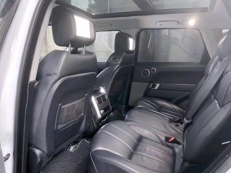 珠海17年路虎揽胜运动3