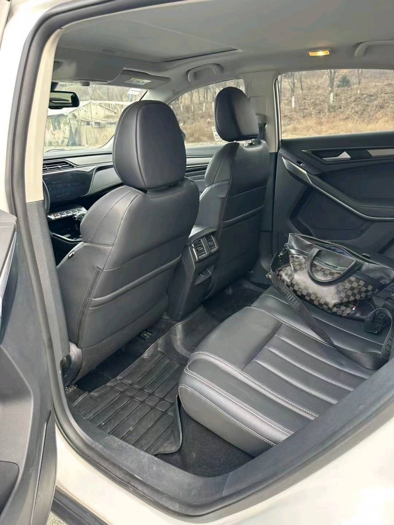 邯郸21年福特领界6