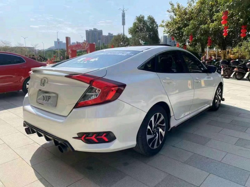 珠海18年本田思域5