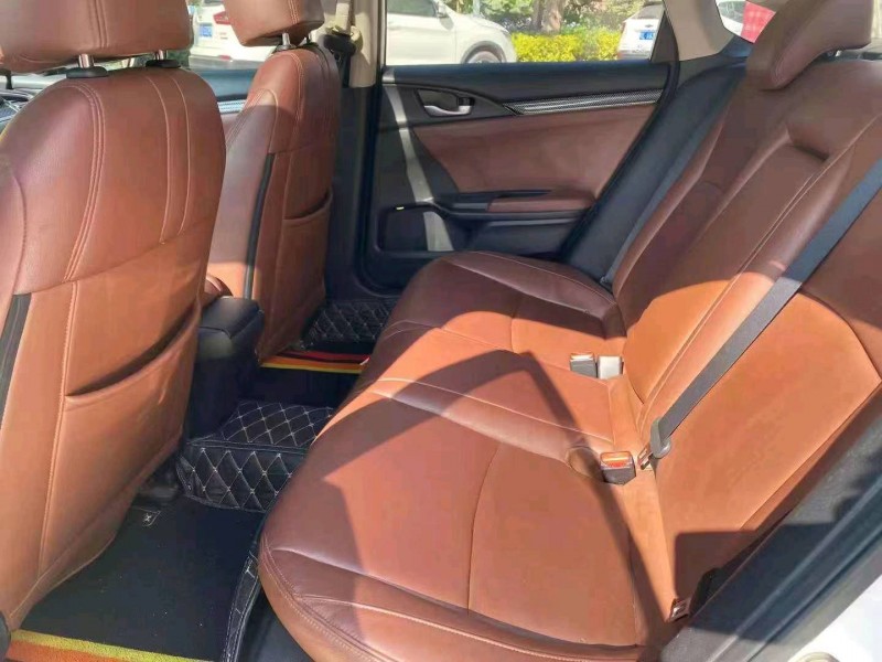 珠海18年本田思域9