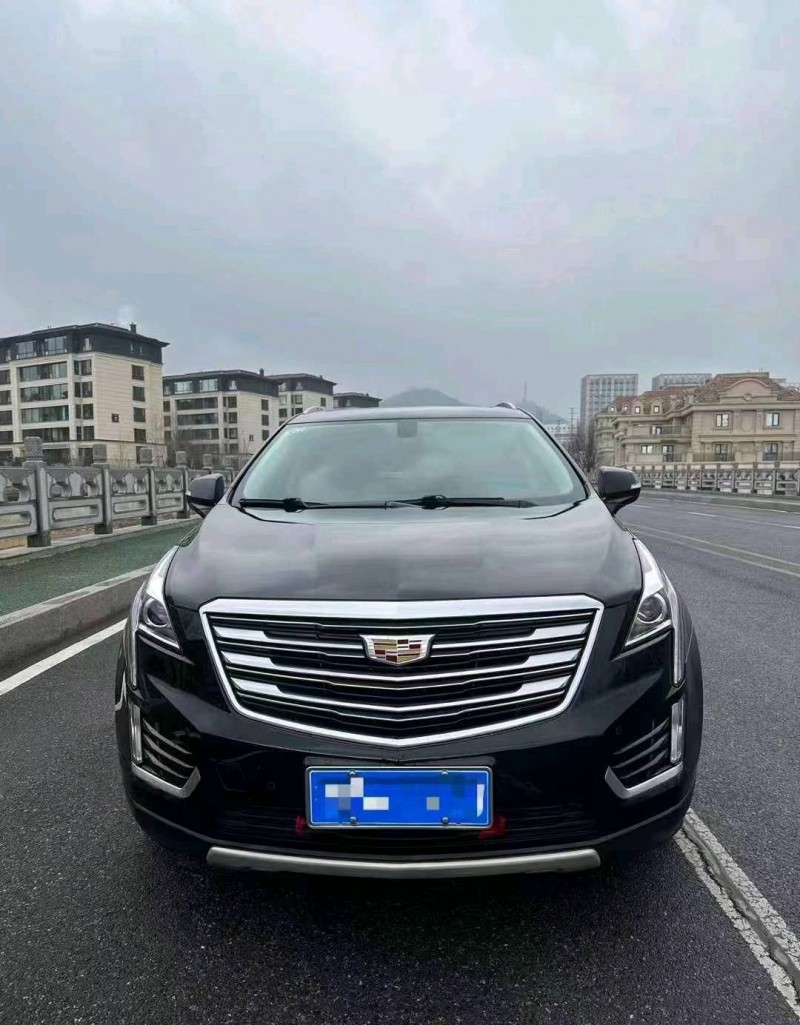 枣庄17年凯迪拉克XT51