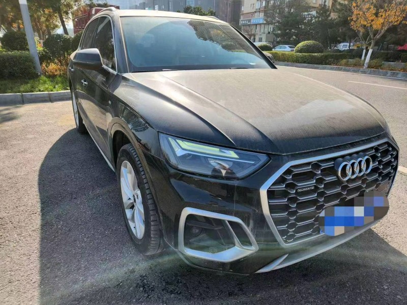 咸陽21年奧迪Q52