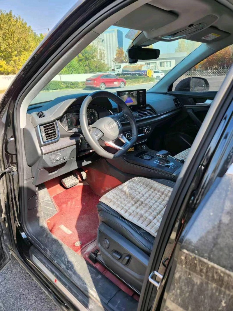 咸陽21年奧迪Q56