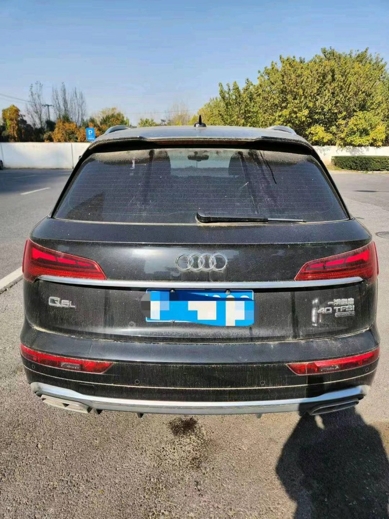 咸陽21年奧迪Q57