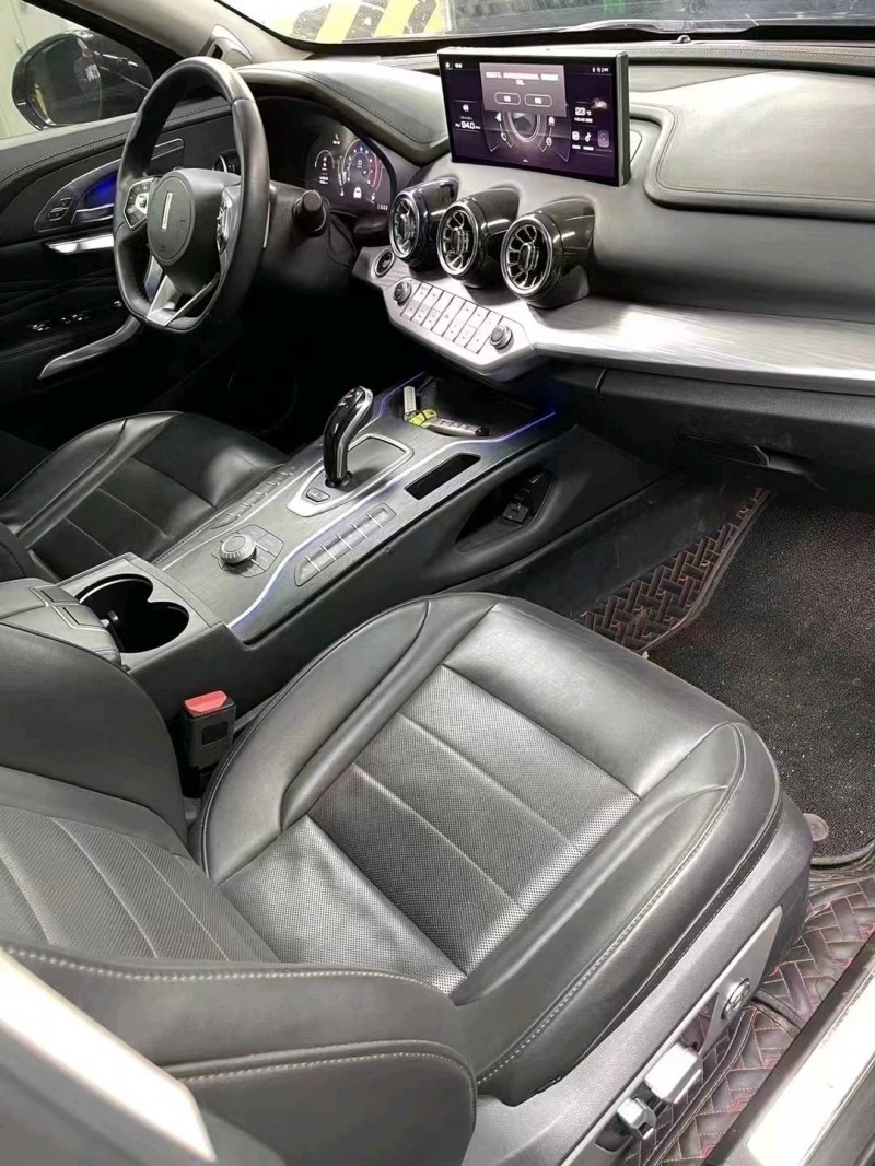 成都20年长城汽车WEY VV78