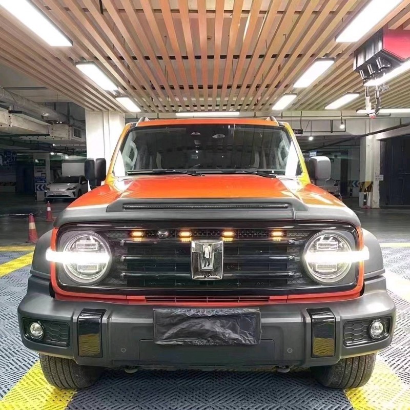 成都21年长城汽车坦克3001