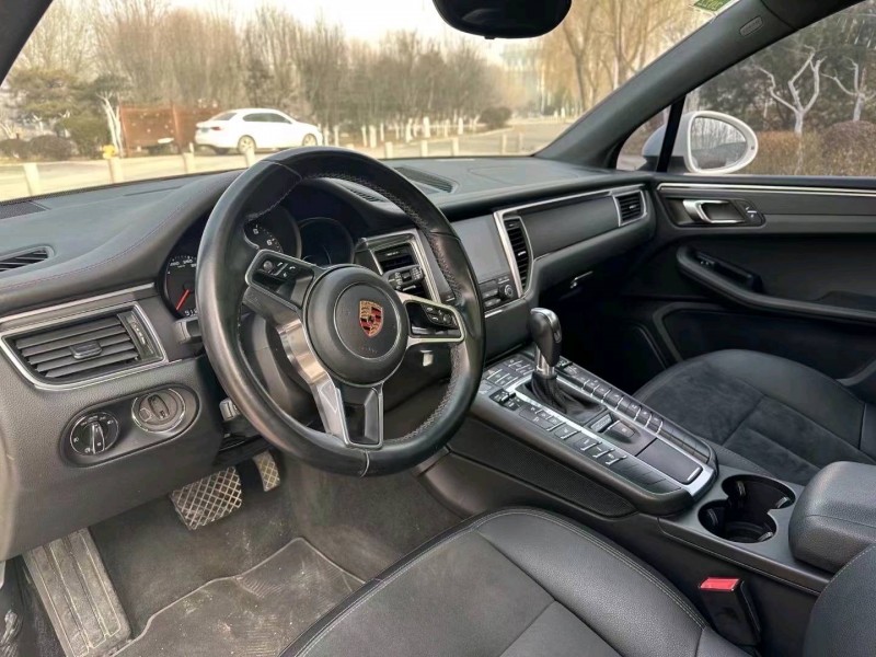 枣庄18年保时捷Macan8
