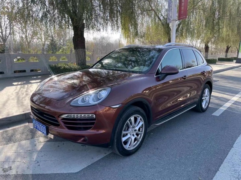 邯郸12年保时捷卡宴3