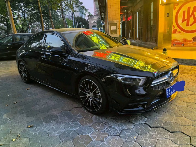 广州23年奔驰A3