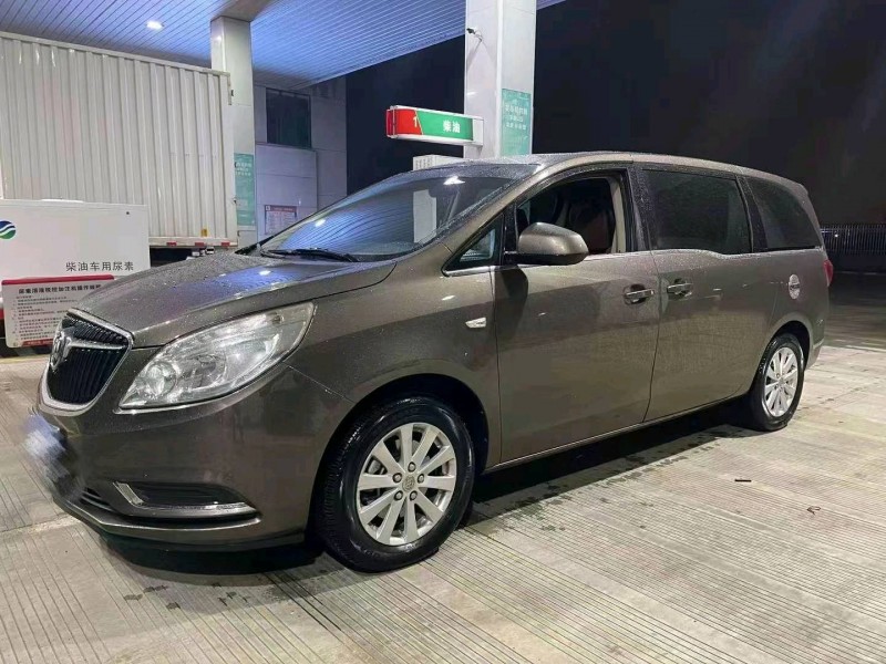 徐州17年别克GL84