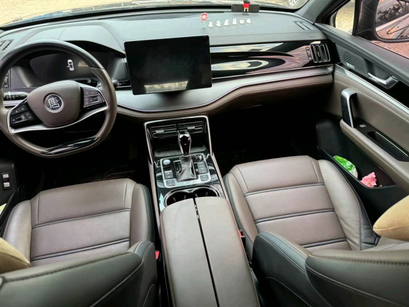 广州20年比亚迪唐6