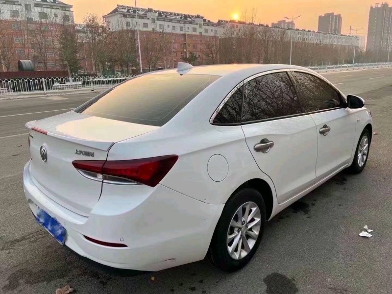 东营19年别克英朗4