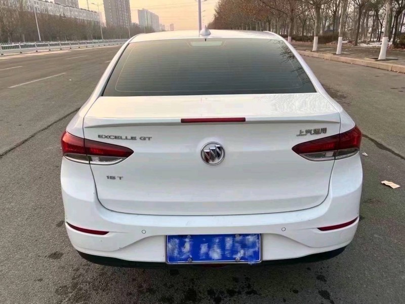 东营19年别克英朗7