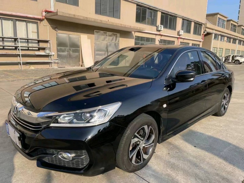 江门18年本田雅阁2