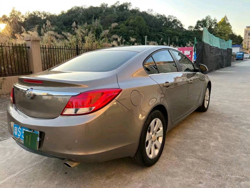 江门13年别克君威8